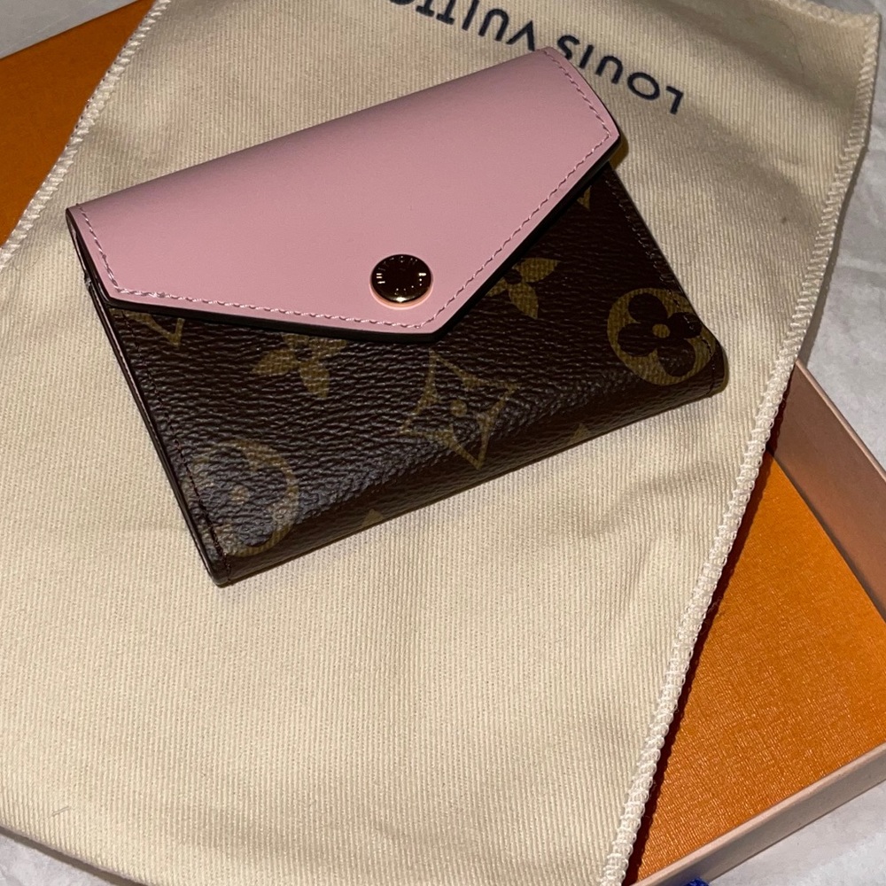 Louis Vuitton Zoe wallet